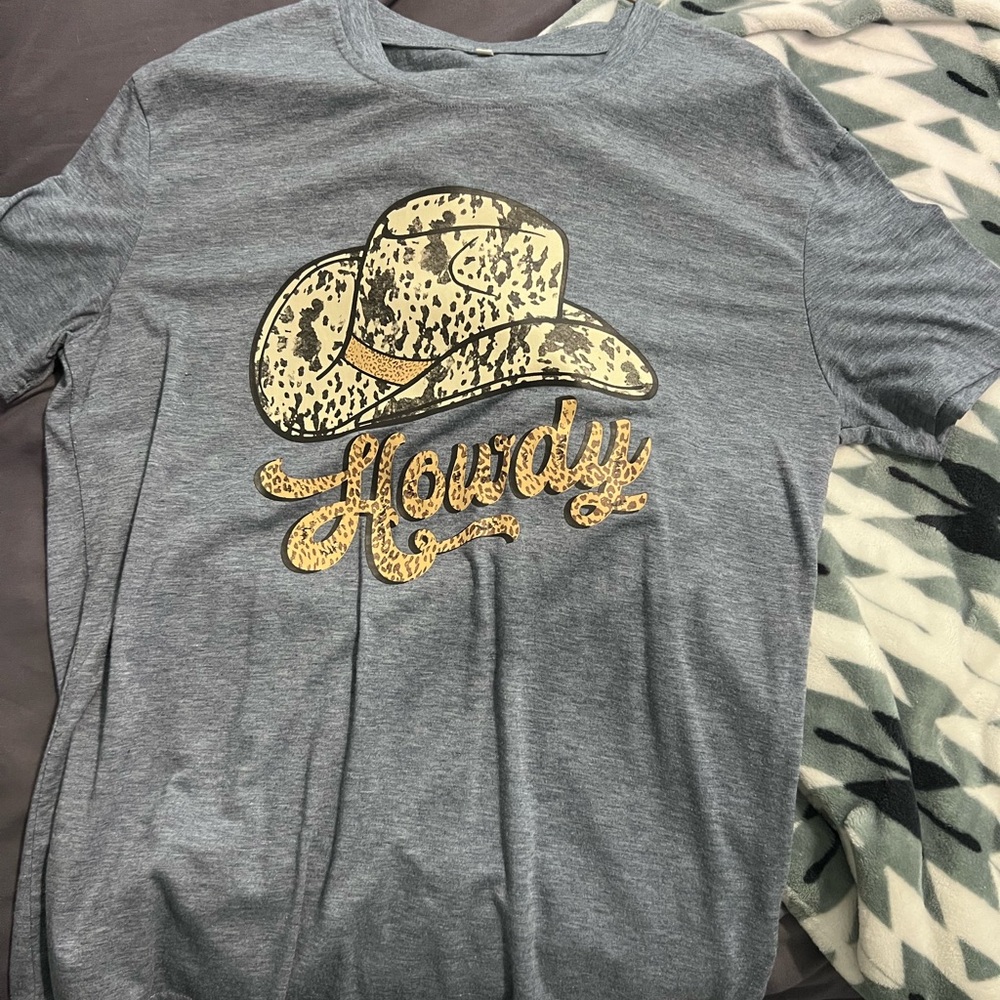 Gray T-Shirt with Cowboy Hat Graphic